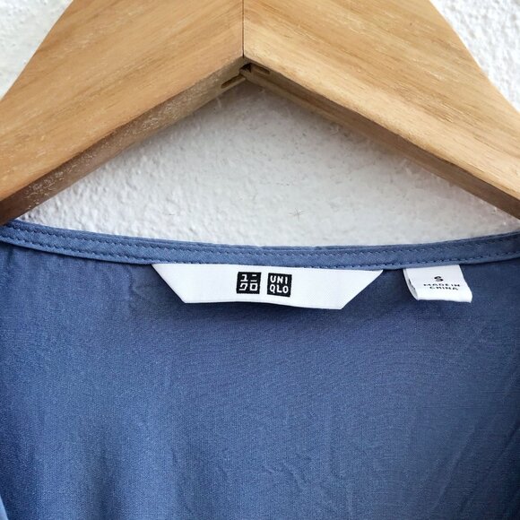 UNIQLO V-Neck Short-sleeve Flare Dress Size Small - Picture 8 of 11